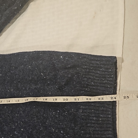 Rebecca Minkoff size M cut-out sweater extra fine Merion wool blend - Picture 12 of 12